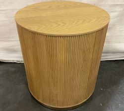 Open Box: Meadowview Round Side Table (22") - Natural