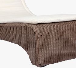 Encinitas Wicker Outdoor Chaise (30")