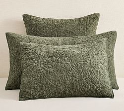 Heritage Medallion Velvet Quilted Sham