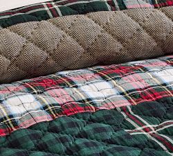 Classic Patchwork Plaid Quilt