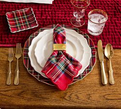 Stewart Plaid Scalloped Cotton Napkins - Set of 4
