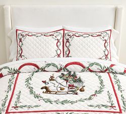 The Grinch™ Wreaths Heritage Quilted Sham