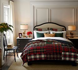 Classic Patchwork Plaid Quilt