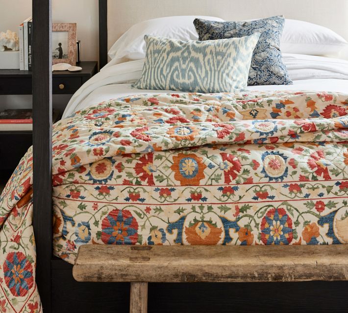 Pottery Barnベッドキルト Penelope Handcrafted Quilt | Pottery Barn