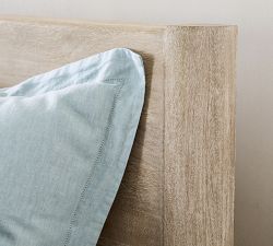 Aptos Bed