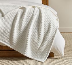 Classic Ribbed Blanket