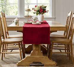 Classic Velvet Table Runner