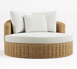 Huntington Wicker Round Swivel Outdoor Daybed