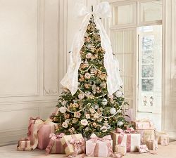 LoveShackFancy Pearl Bead Garland