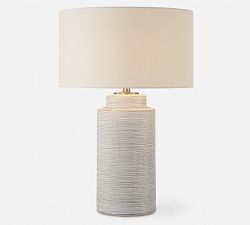Tallula Ceramic Table Lamp (26.5")