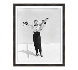 Vintage Skier Framed Print