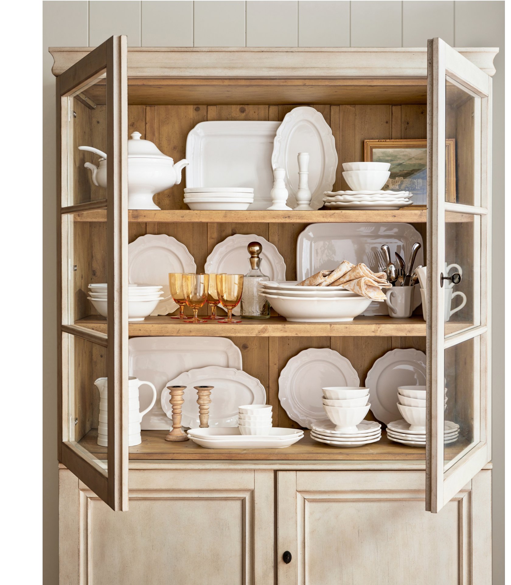 Shop Heirloom Dinnerware