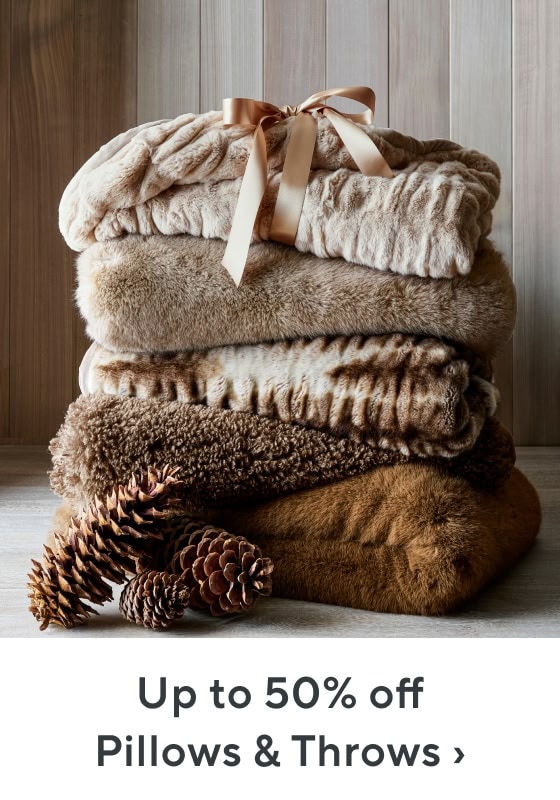 Pillows & Throws