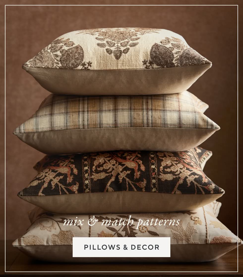 Pillows & Decor