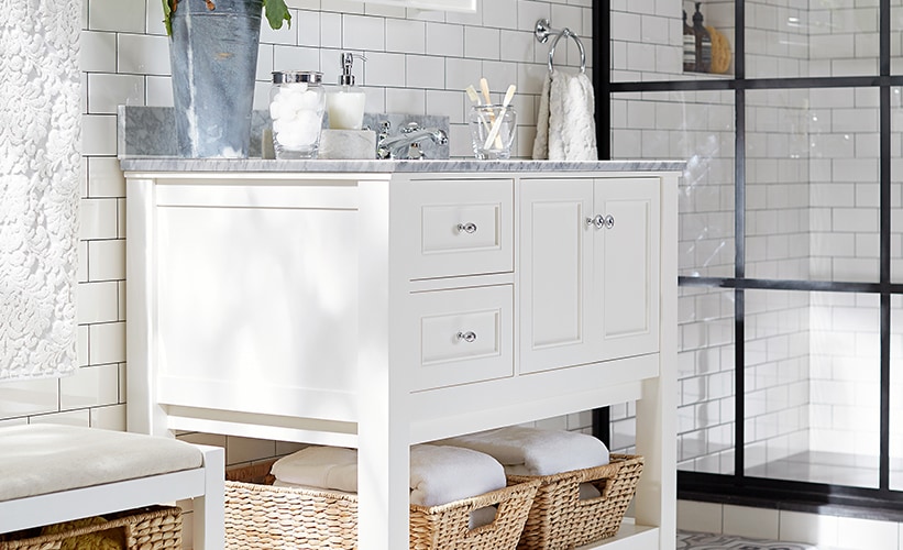 How to Clean a Shower Door How to Clean a Shower Door