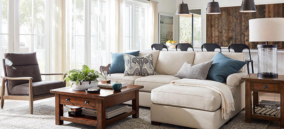 Townsend Benchwright Living Room | Pottery Barn