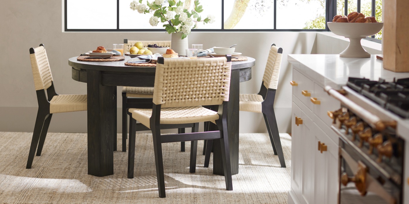 Folsom Round Dining Room | Pottery Barn