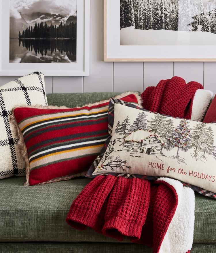 Our Favorite Pillow Looks M Pottery Barn Our Favorite Pillow Looks   046 