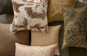 Vases & Decorative Objects