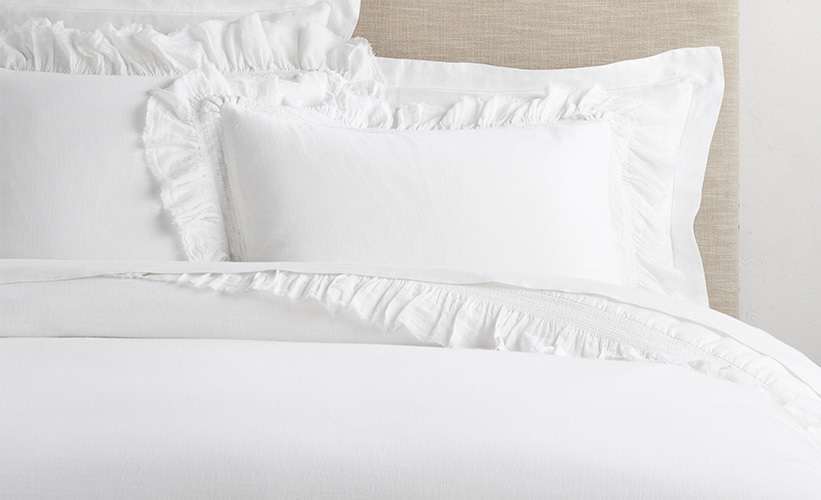 How to Layer Comforters How to Layer Comforters