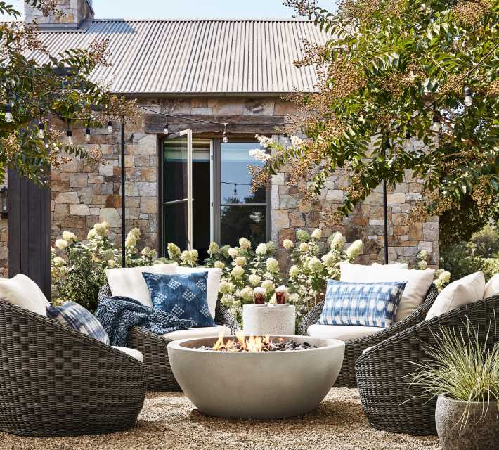 Dishwasher Safe Huntington Nerissa Outdoor Lounge | Pottery Barn