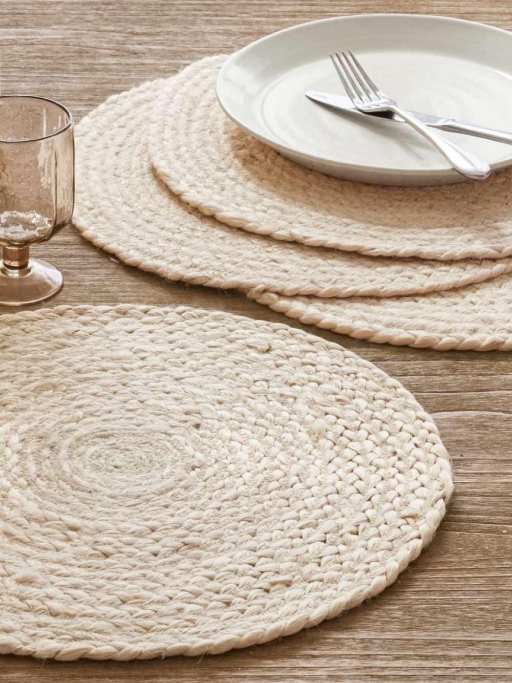 PLACEMATS & CHARGERS