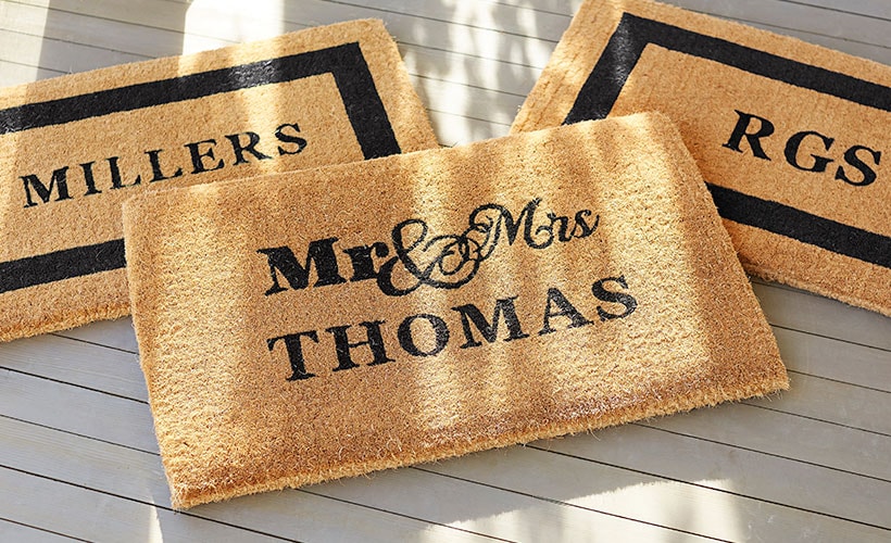 What to Write on a Wedding Gift
