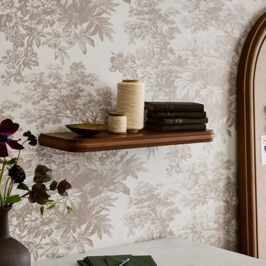 Shelves & Display Ledges