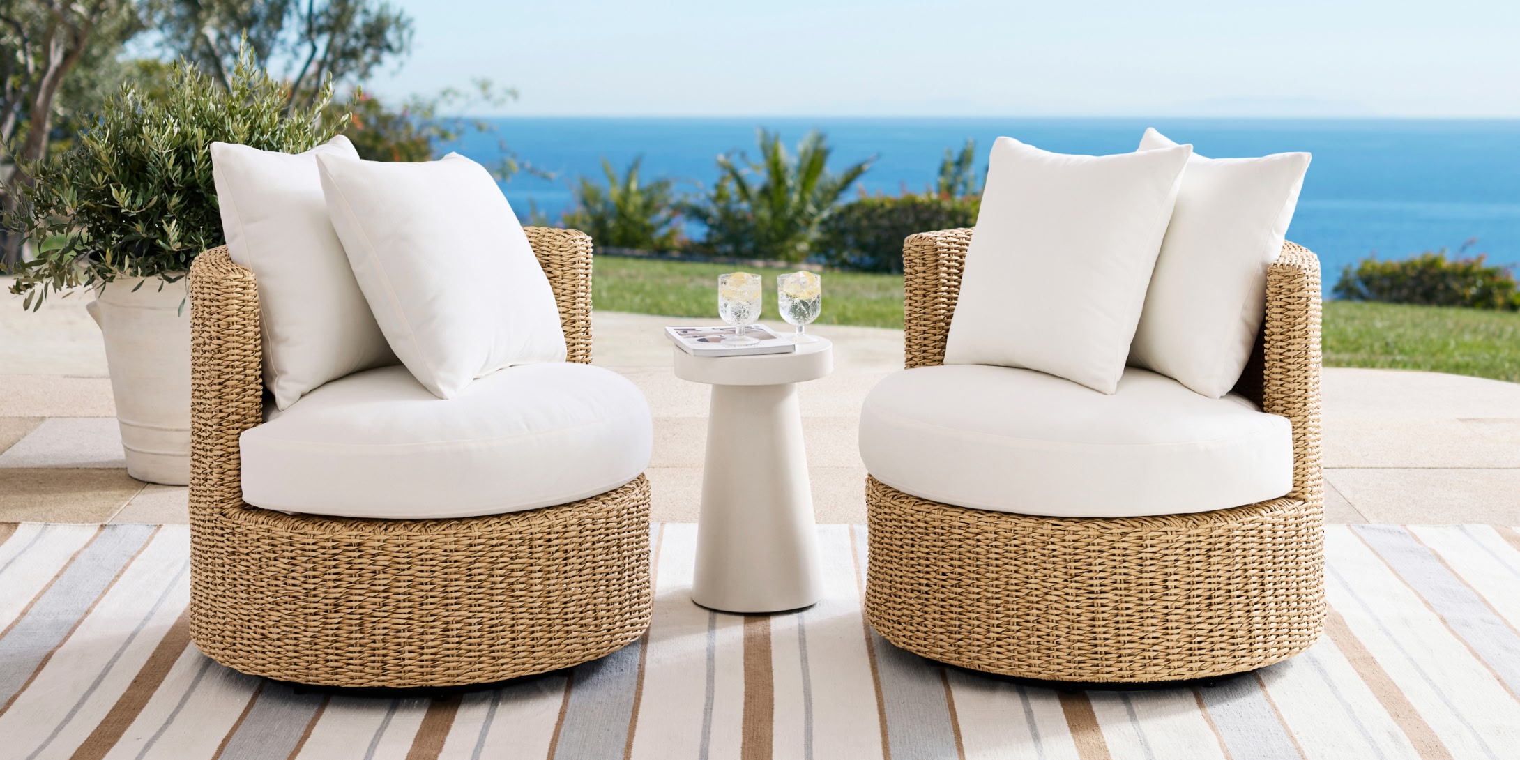 Kostas Collection