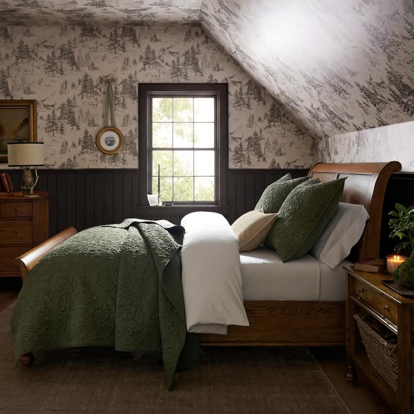 Beds & Headboards