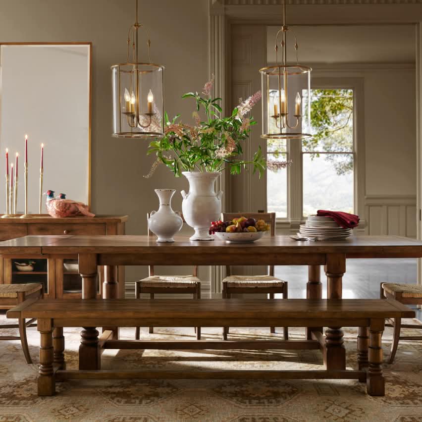 Dining Benches & Banquettes