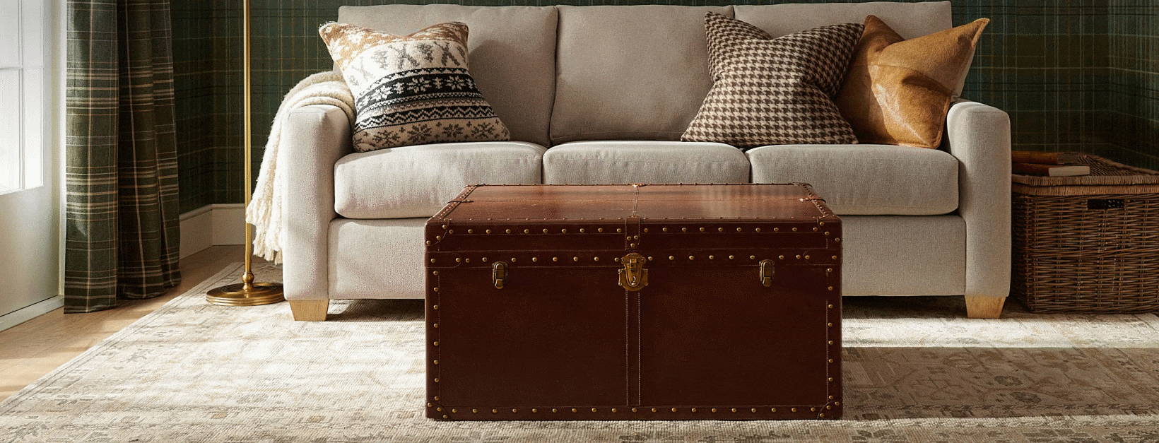 Sofas & Sectionals