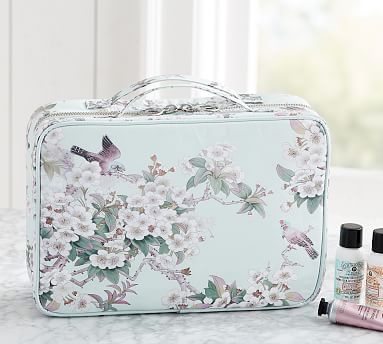 toiletry bag pottery barn