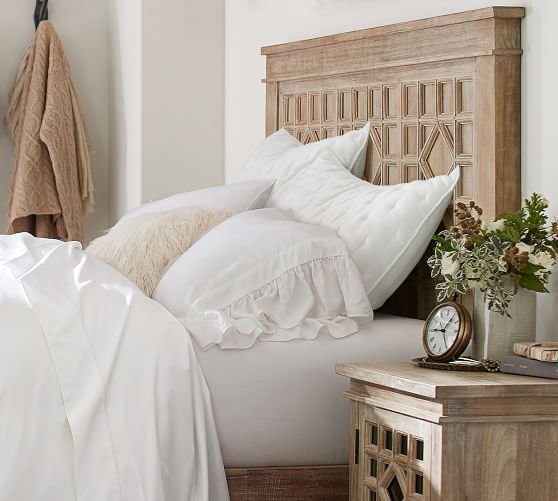 changing table runner with pockets