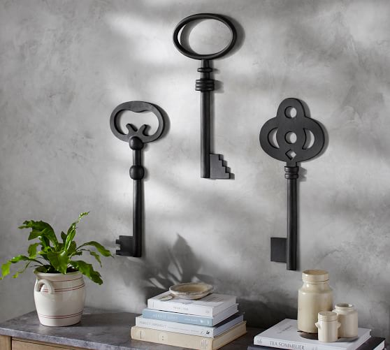 Bronze Hanging Keys - Set Of 3 | Wall 