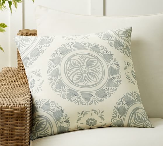 Clearance Outdoor Pillows Pottery Barn, Pottery Barn Outdoor Pillows Clearance