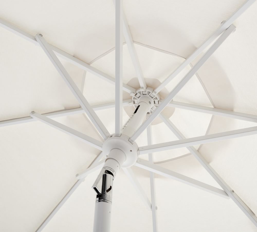 Round Outdoor Umbrella Outdoor Umbrellas Pottery Barn