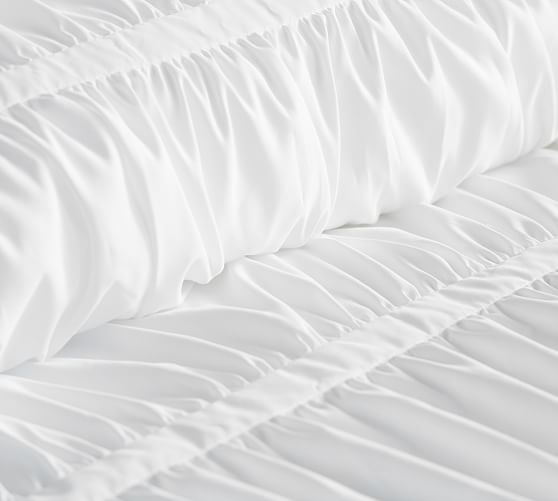 Pottery Barn White Pucker Up Quilted Standard Sham 