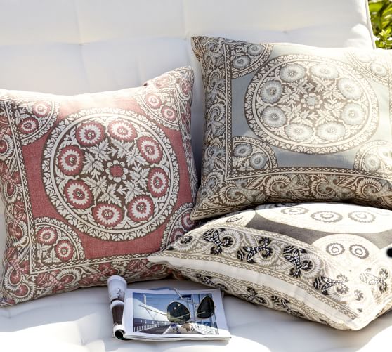 Elsa Mosaic Indoor Outdoor Pillow, Pottery Barn Outdoor Pillow Covers