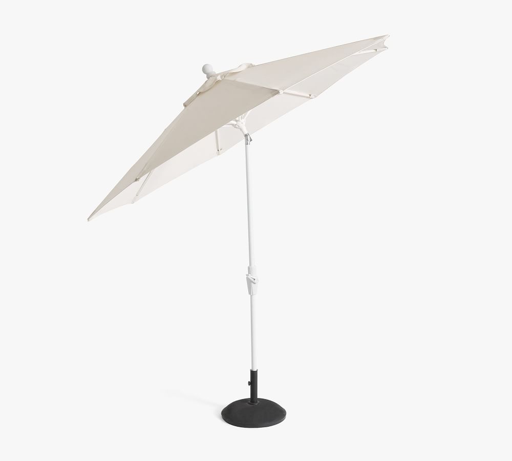 Round Outdoor Umbrella Outdoor Umbrellas Pottery Barn