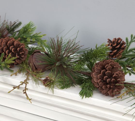 Pottery Barn Christmas Holiday Red Bell Berry Pinecone Mantel Garland Decor 60" 