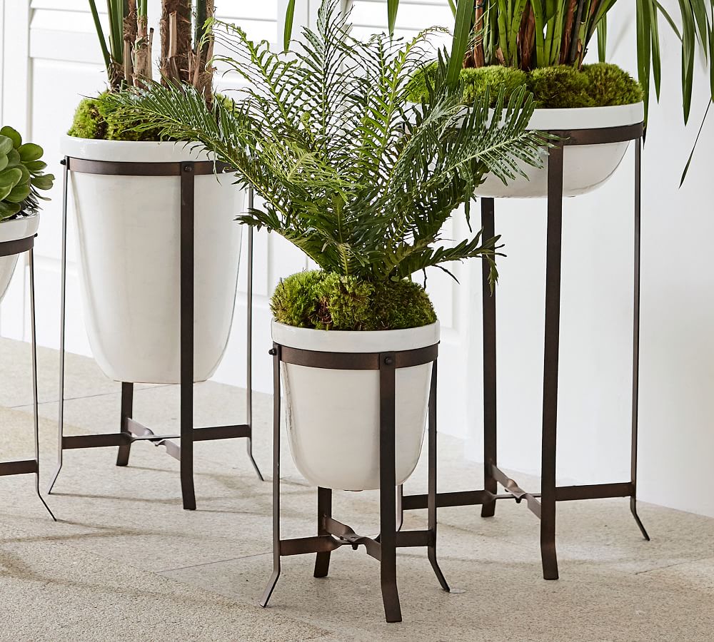 Amir Planter With Stand Small Pot | Pottery Barn