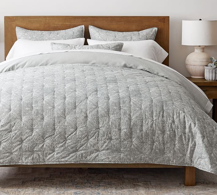 pottery barn organic quilt
