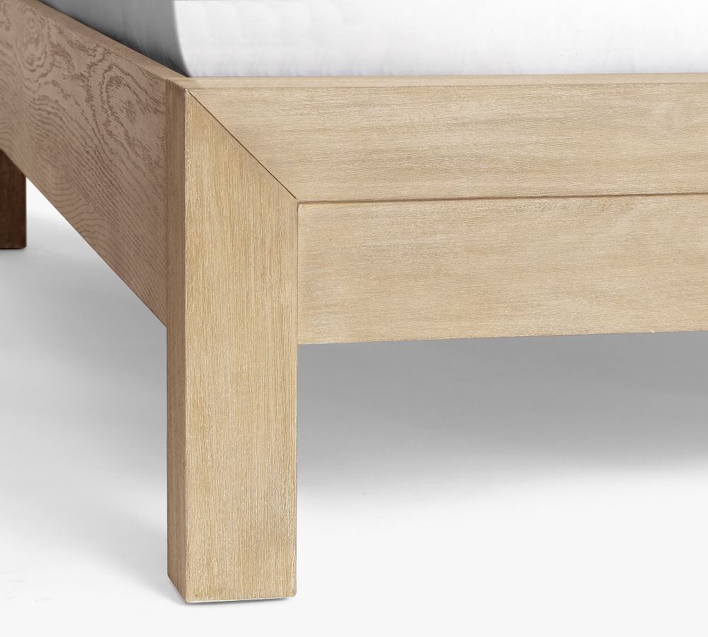 Linwood Bed Wooden Beds Pottery Barn