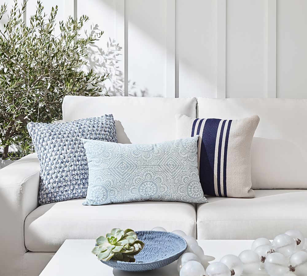 Cadyn Textured Indoor/Outdoor Pillow Pottery Barn