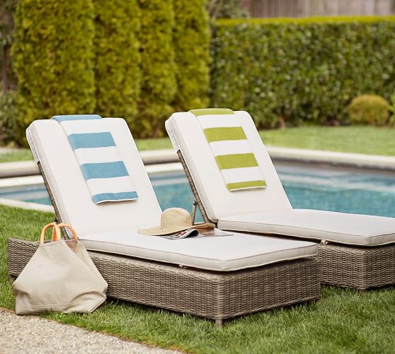 rattan outdoor chaise