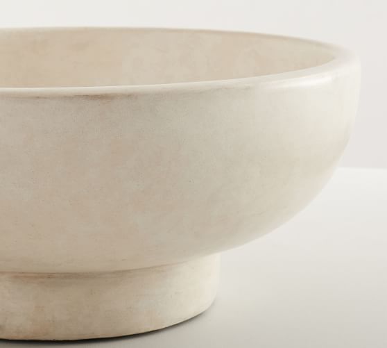 white pottery bowl