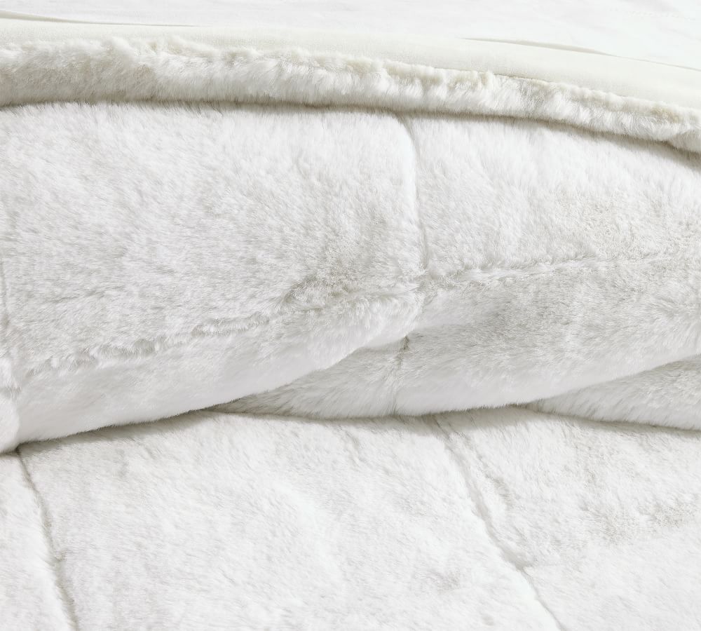 Alpine Faux Fur Quilt Pottery Barn