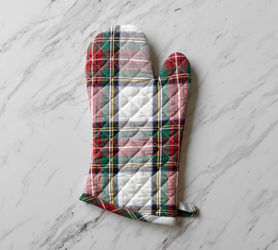 plaid oven mitt