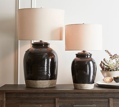 black pottery table lamp